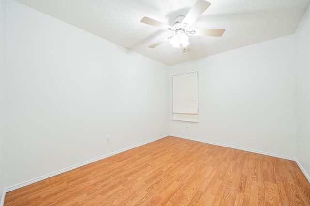 2014 Cardinal Lane, Lewisville, TX 75077