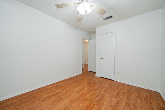 2014 Cardinal Lane, Lewisville, TX 75077