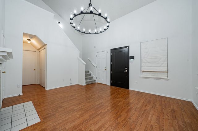 2014 Cardinal Lane, Lewisville, TX 75077