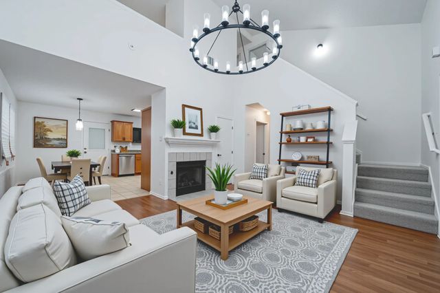 2014 Cardinal Lane, Lewisville, TX 75077