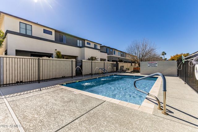 3132 E CHERYL Drive, Phoenix, AZ 85028