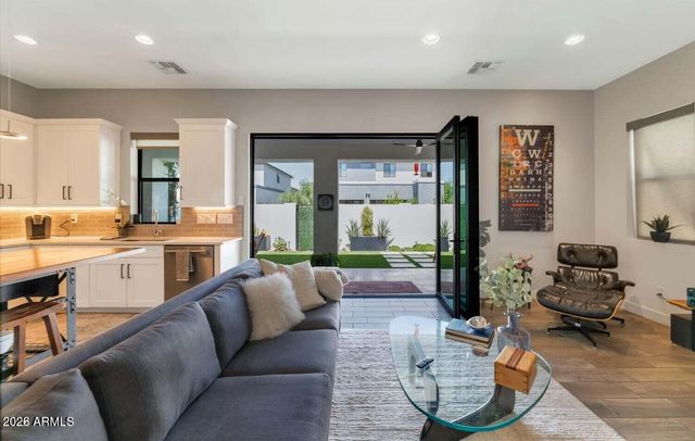 3132 E CHERYL Drive, Phoenix, AZ 85028