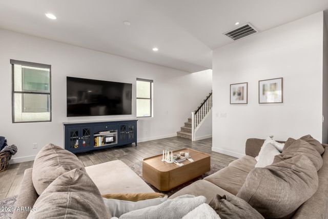 3132 E CHERYL Drive, Phoenix, AZ 85028