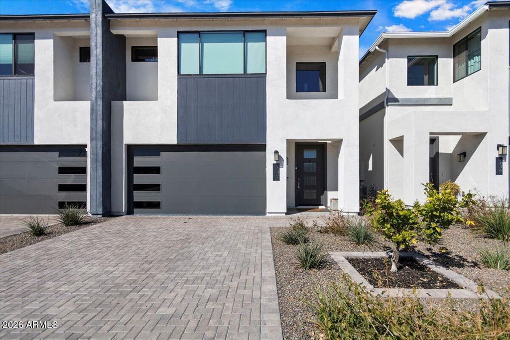 3132 E CHERYL Drive, Phoenix, AZ 85028