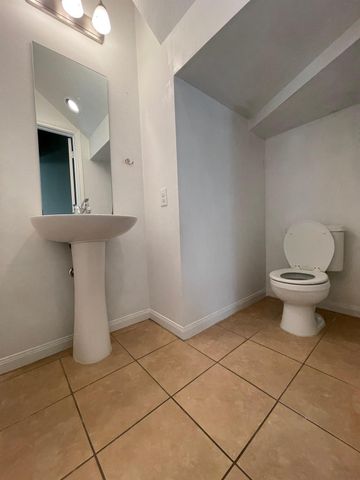 12623 Ashford Shore Dr Drive, Houston, TX 77072