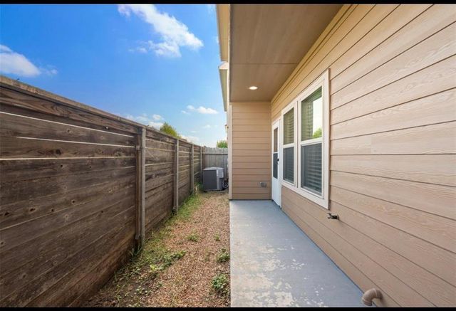 12623 Ashford Shore Dr Drive, Houston, TX 77072