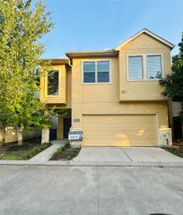 12623 Ashford Shore Dr Drive, Houston, TX 77072