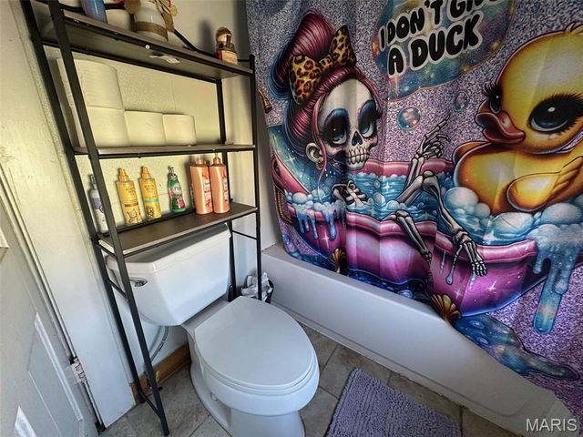 821 12th Street, Highland, IL 62249