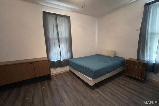 821 12th Street, Highland, IL 62249