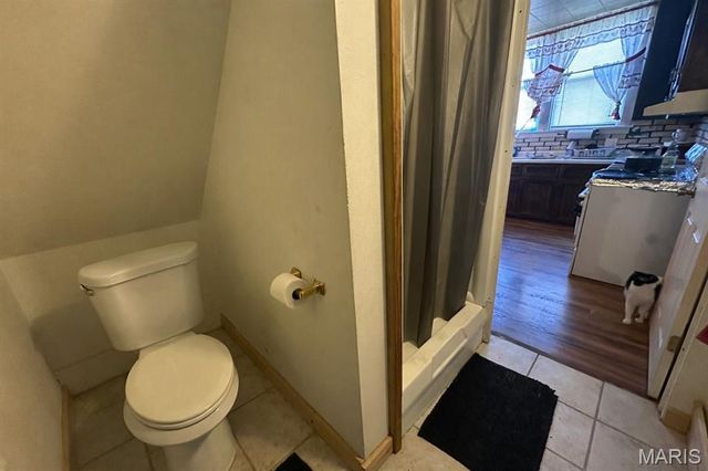 821 12th Street, Highland, IL 62249