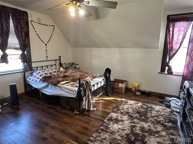 821 12th Street, Highland, IL 62249