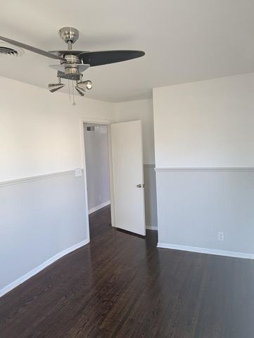 213 Van Arsdale Ave, Haysville, KS 67060