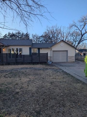 213 Van Arsdale Ave, Haysville, KS 67060