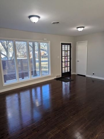 213 Van Arsdale Ave, Haysville, KS 67060