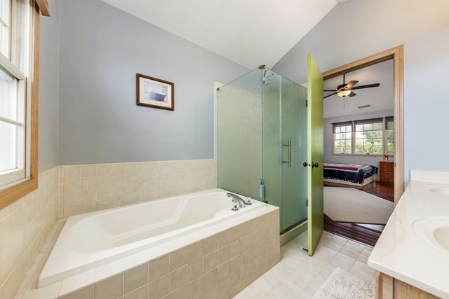 2845 Water Tower Lane, Darien, IL 60561