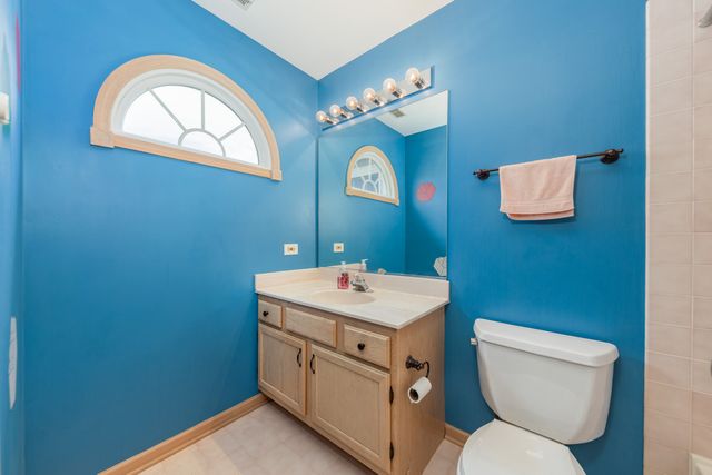 2845 Water Tower Lane, Darien, IL 60561