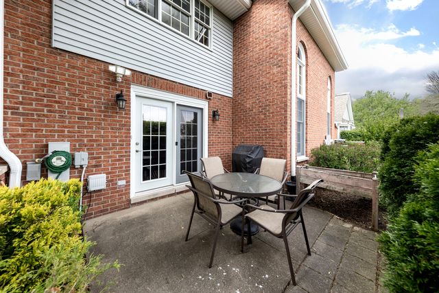2845 Water Tower Lane, Darien, IL 60561
