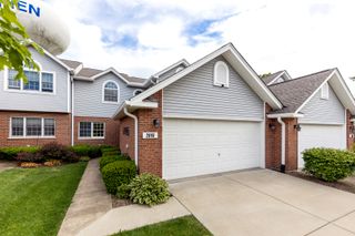 2845 Water Tower Lane, Darien, IL 60561