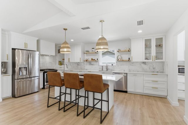 2202 Custer Parkway, Richardson, TX 75080