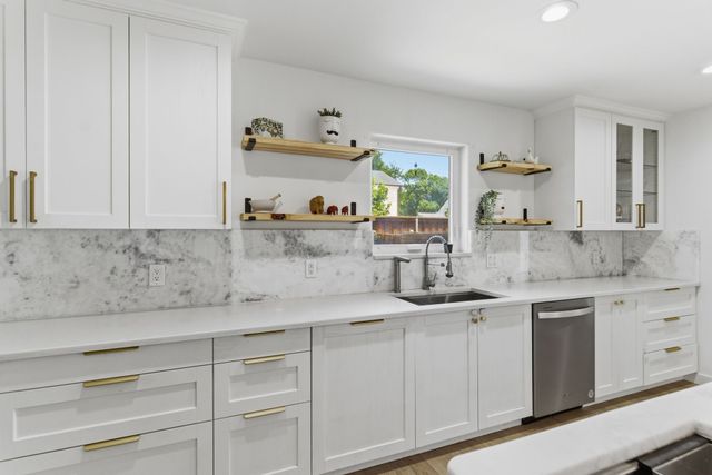 2202 Custer Parkway, Richardson, TX 75080