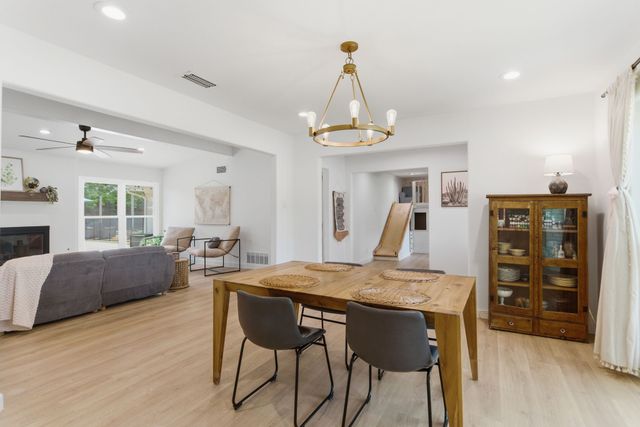 2202 Custer Parkway, Richardson, TX 75080