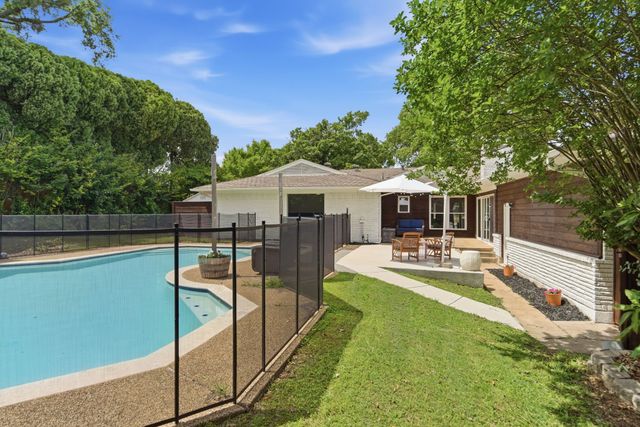 2202 Custer Parkway, Richardson, TX 75080