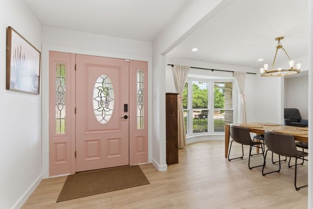 2202 Custer Parkway, Richardson, TX 75080