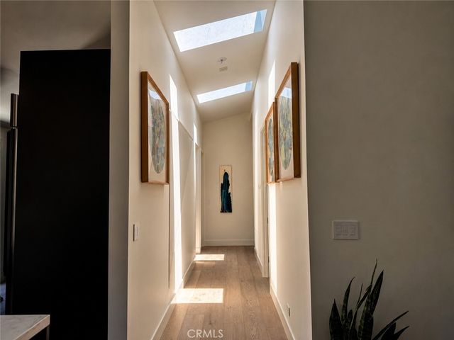 180 S Gardner, Los Angeles, CA 90036