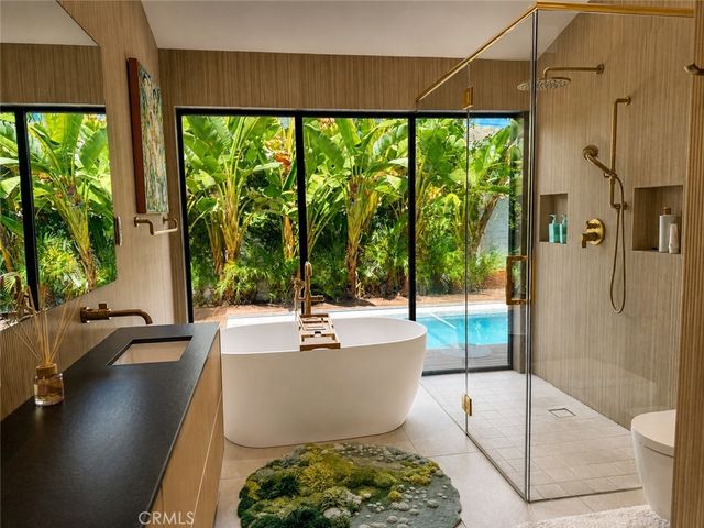 180 S Gardner, Los Angeles, CA 90036