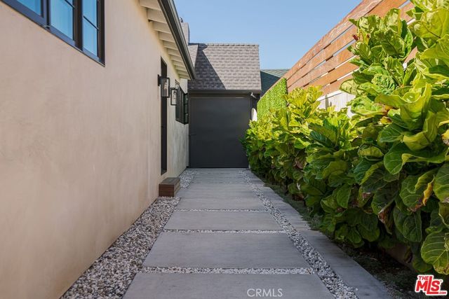 180 S Gardner, Los Angeles, CA 90036