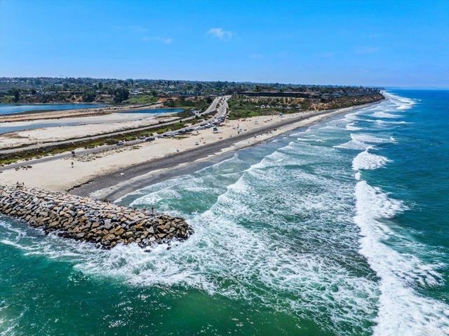 7394 Altiva Place, Carlsbad, CA 92009