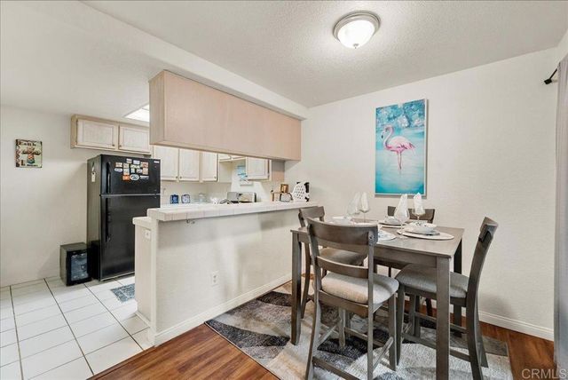 7394 Altiva Place, Carlsbad, CA 92009