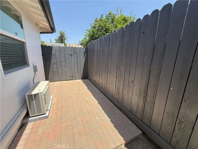 7017 Mary Ellen, North Hollywood, CA 91605
