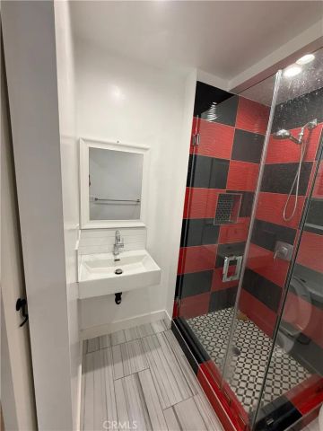 7017 Mary Ellen, North Hollywood, CA 91605