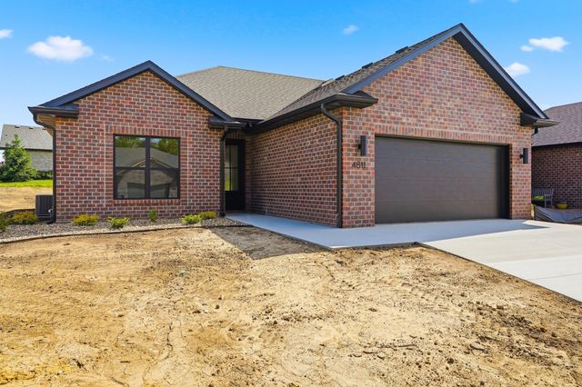 4811 CARLISLE CT, Columbia, MO 65201