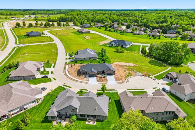 4811 CARLISLE CT, Columbia, MO 65201
