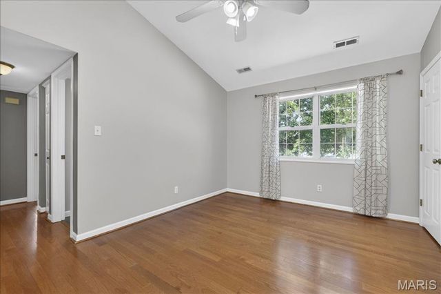 1418 Oriole Place, St Louis, MO 63144