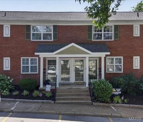 1418 Oriole Place, St Louis, MO 63144