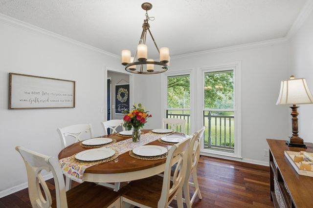 1829 Fox Chase Dr, Goodlettsville, TN 37072