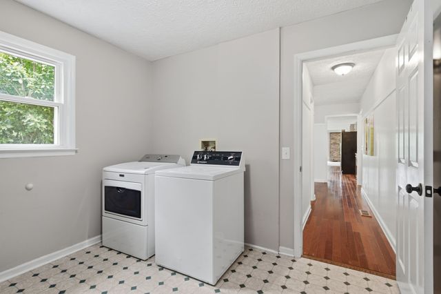 1829 Fox Chase Dr, Goodlettsville, TN 37072