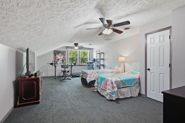 1829 Fox Chase Dr, Goodlettsville, TN 37072
