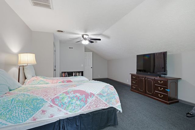1829 Fox Chase Dr, Goodlettsville, TN 37072