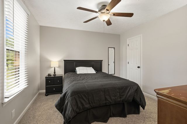 1829 Fox Chase Dr, Goodlettsville, TN 37072