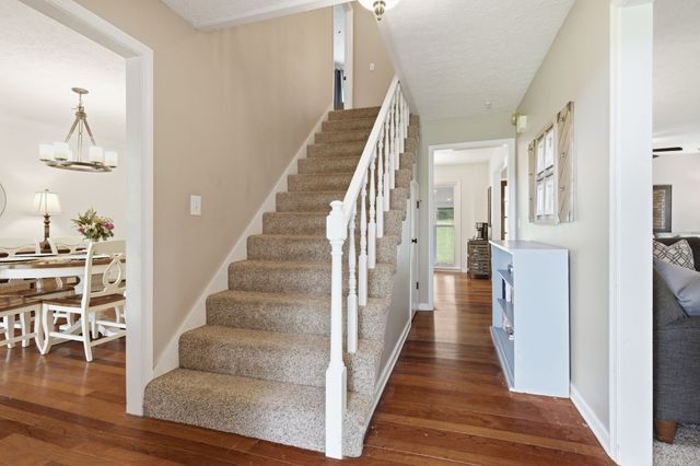 1829 Fox Chase Dr, Goodlettsville, TN 37072