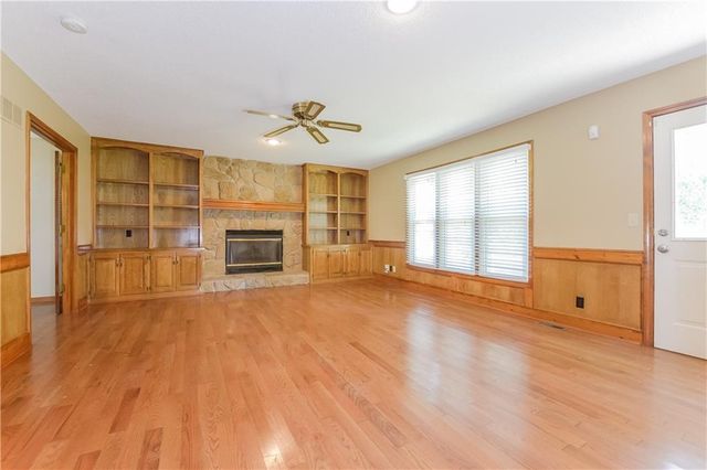 11531 S Lennox Street, Olathe, KS 66061