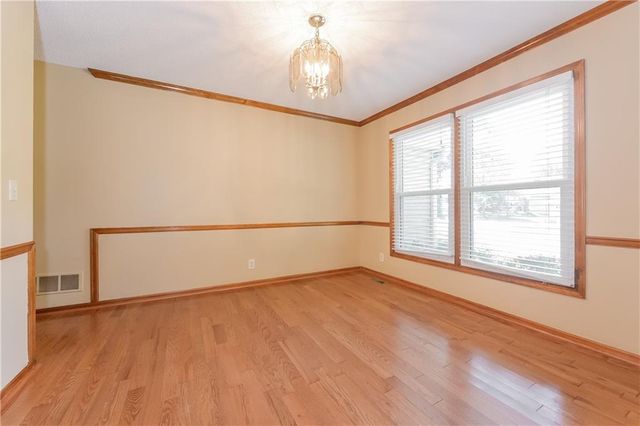 11531 S Lennox Street, Olathe, KS 66061