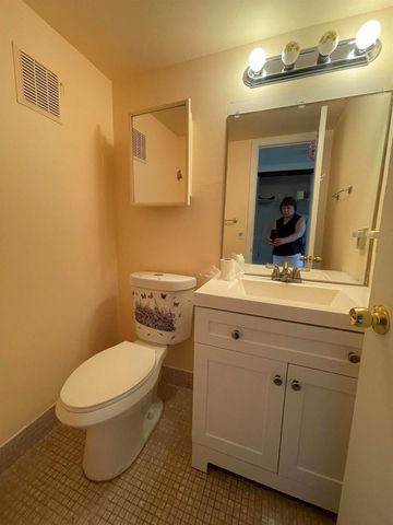 522 Tilford X 522, Deerfield Beach, FL 33442