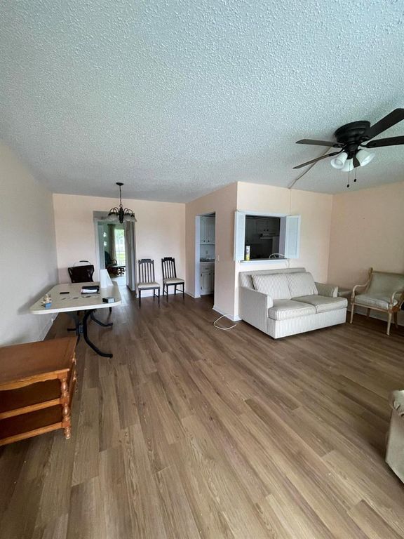 522 Tilford X 522, Deerfield Beach, FL 33442