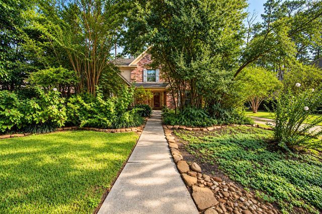 42 Thorn Berry Place, The Woodlands, TX 77381