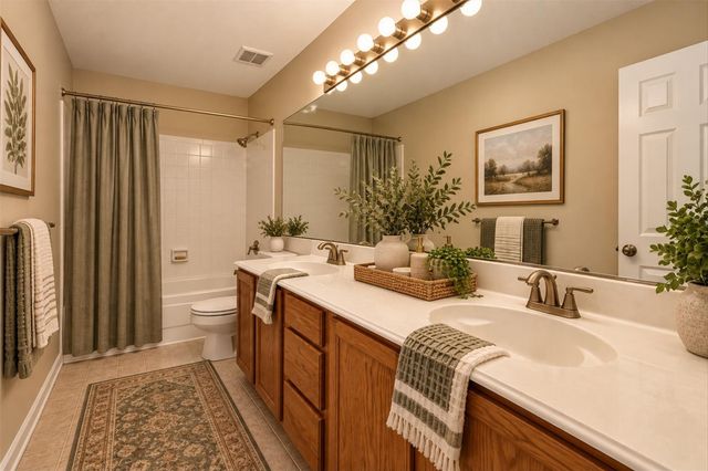 42 Thorn Berry Place, The Woodlands, TX 77381